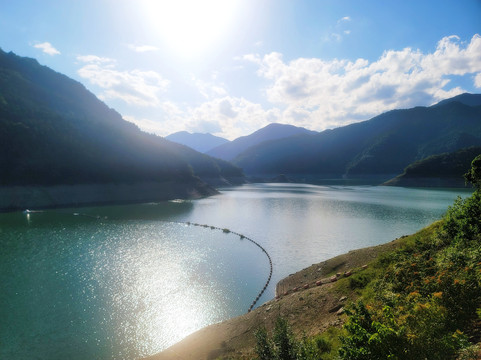 Shimokubo Dam-藤冈市必去景点