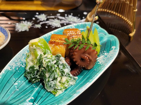 雄琴温泉 琵琶湖绿水亭温泉酒店主图