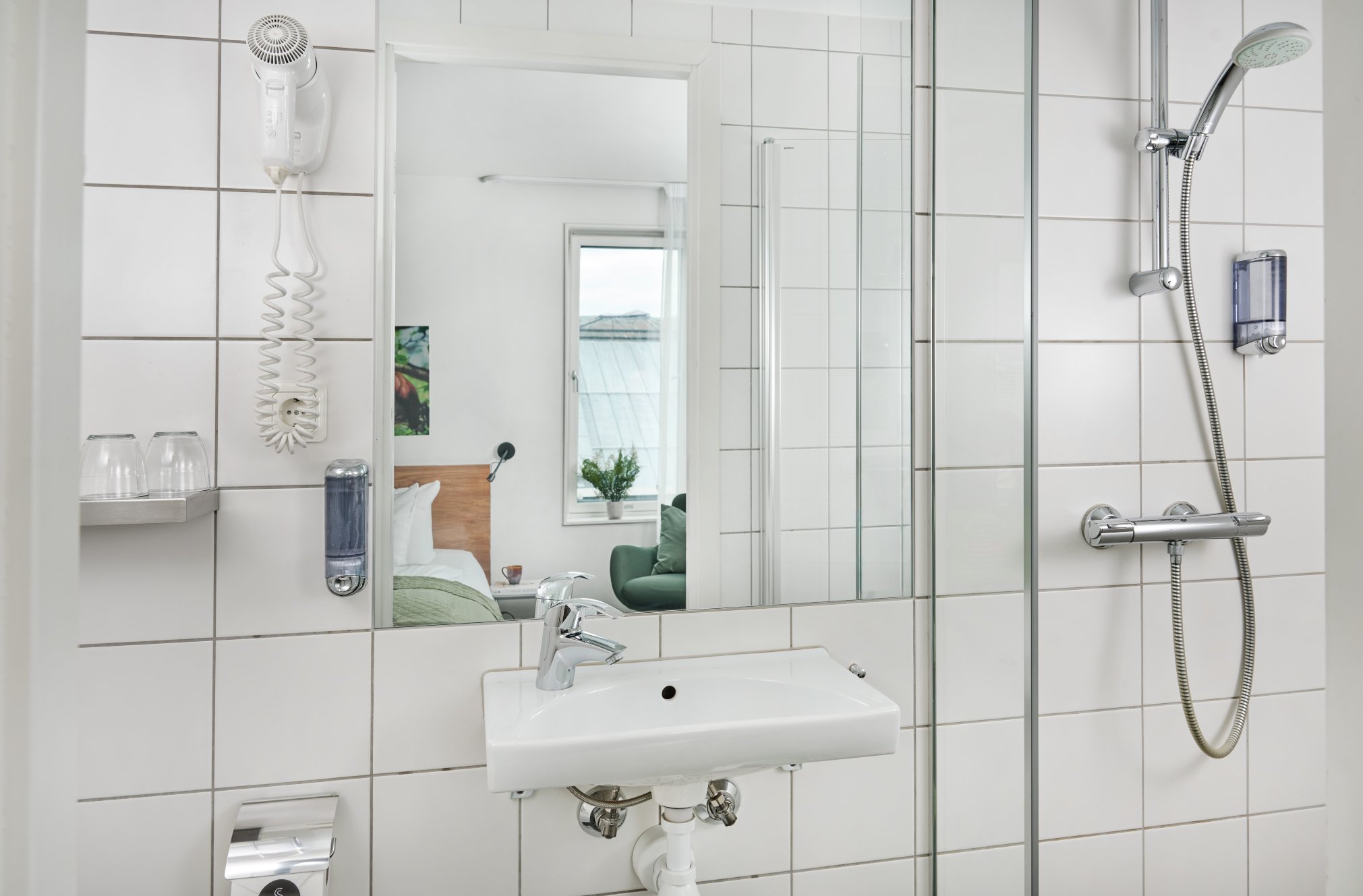 特罗姆瑟智能酒店-客卧