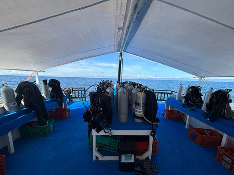 薄荷岛潜水俱乐部潜水中心-邦劳岛必去景点