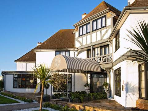 Wartling酒店住宿-The Relais Cooden Beach