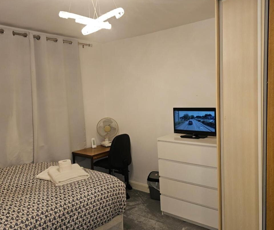 Eusty Guest House