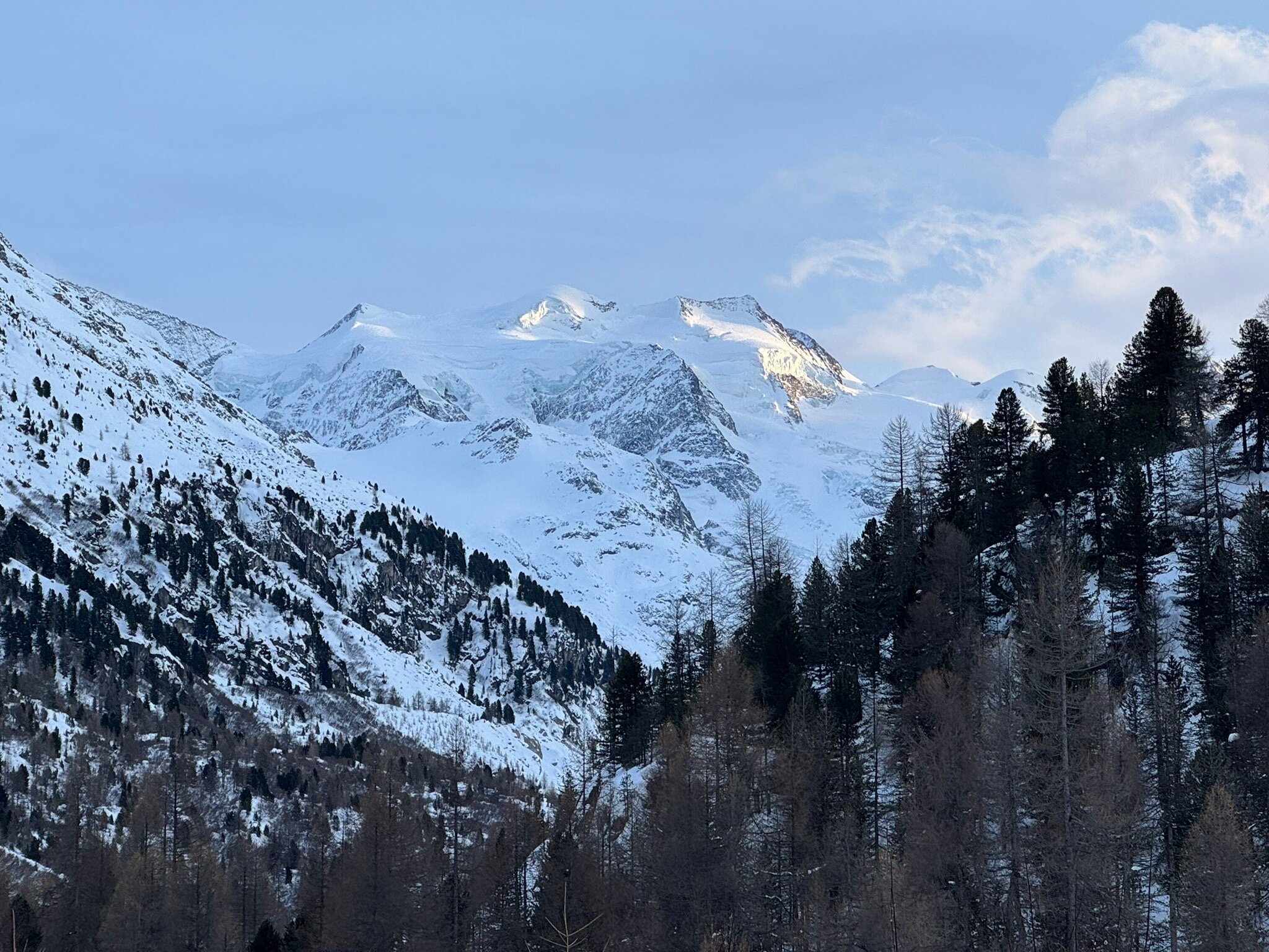 穆尔特拉齐酒店-官方