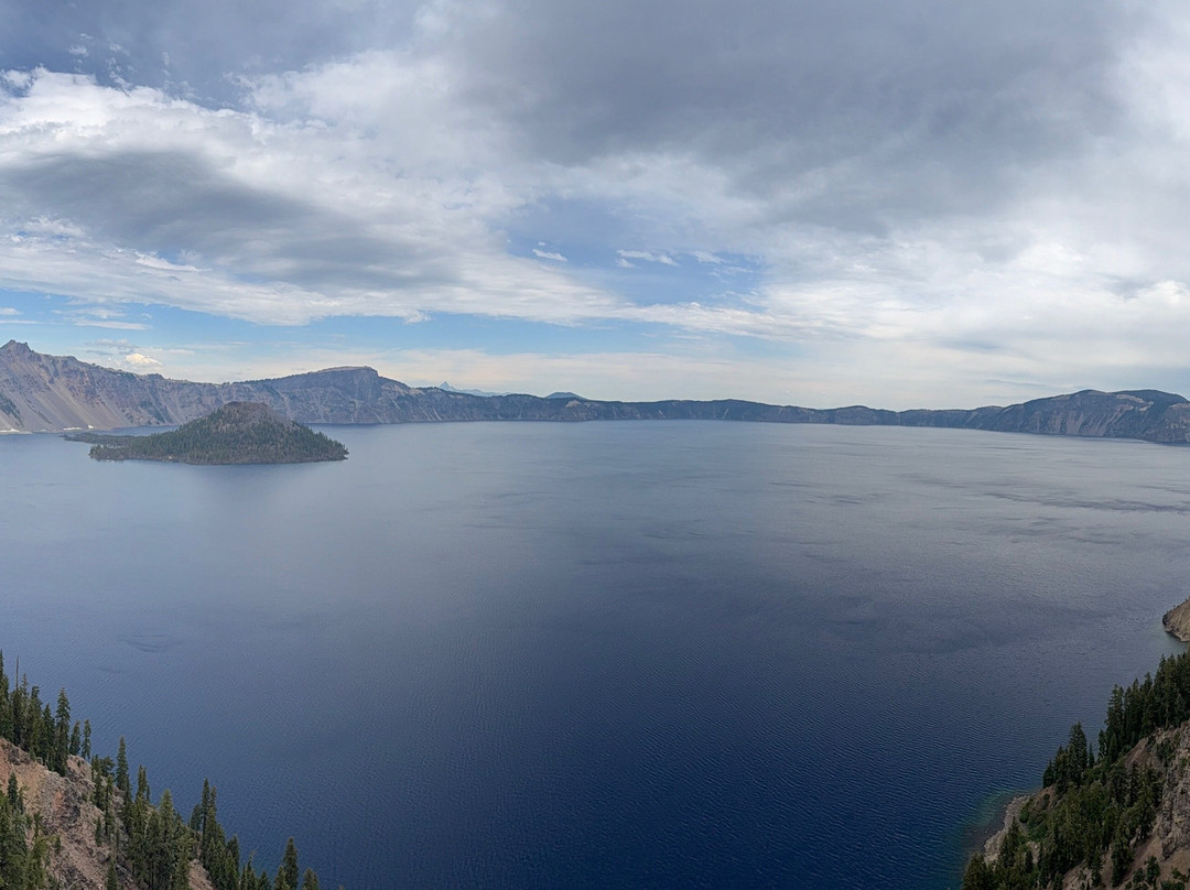 Sinnott Memorial Overlook-火山湖国家公园必去景点