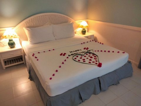 赤道度假村-官方