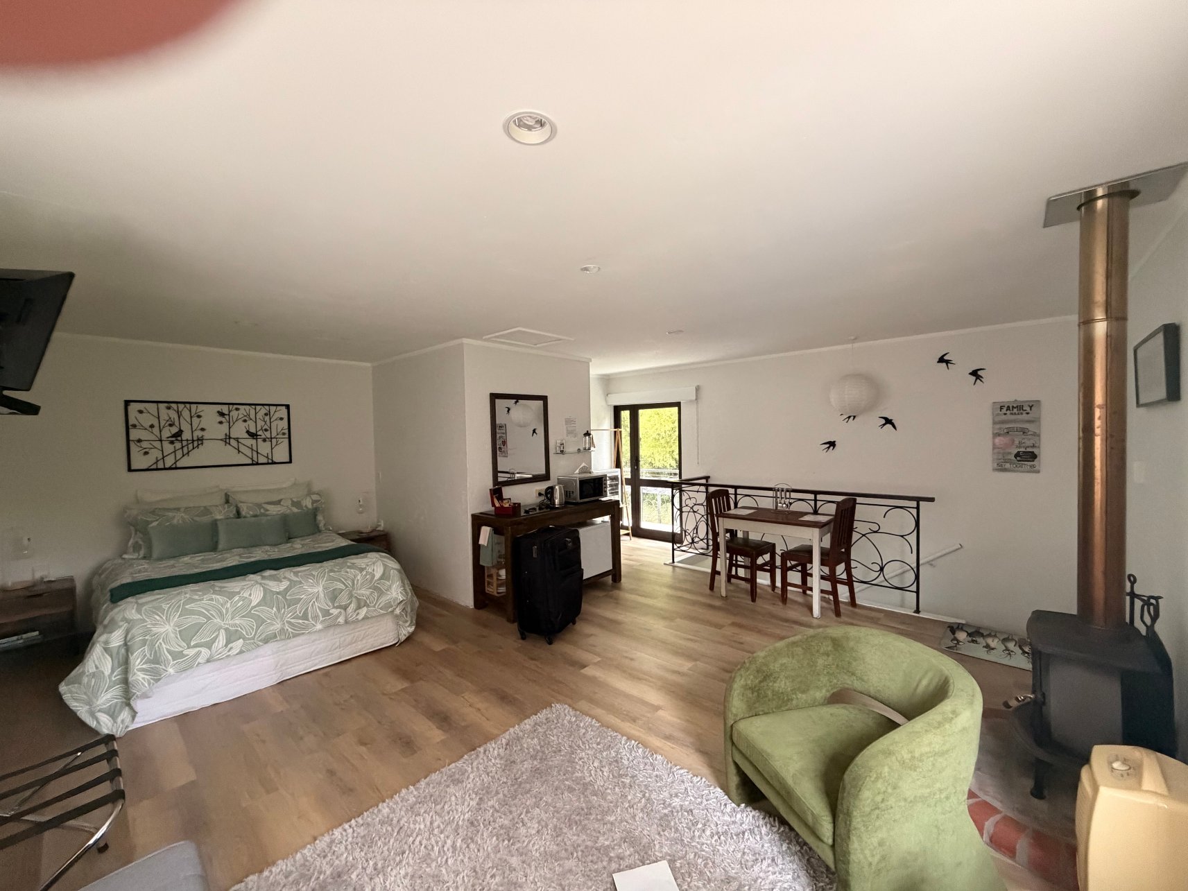 特波波花园乡村度假屋-客卧