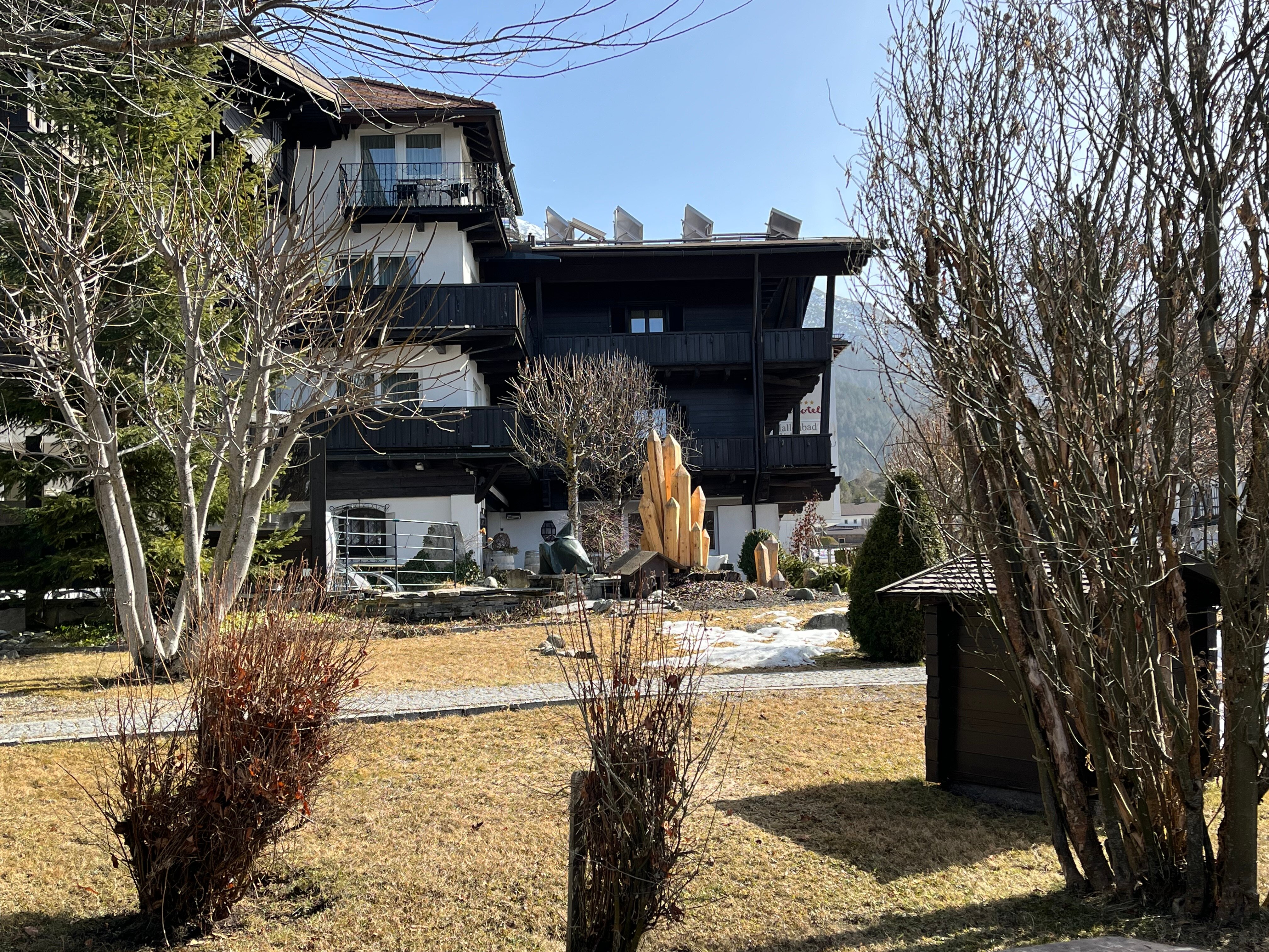 泽费尔德百乐酒店-官方