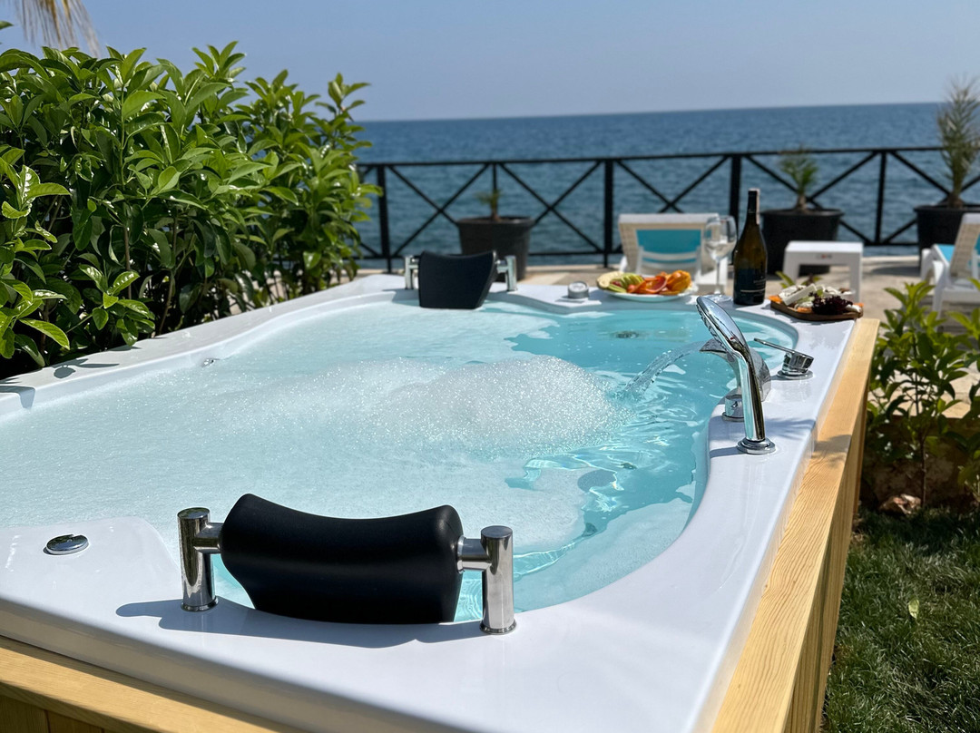 Lamoya Suites