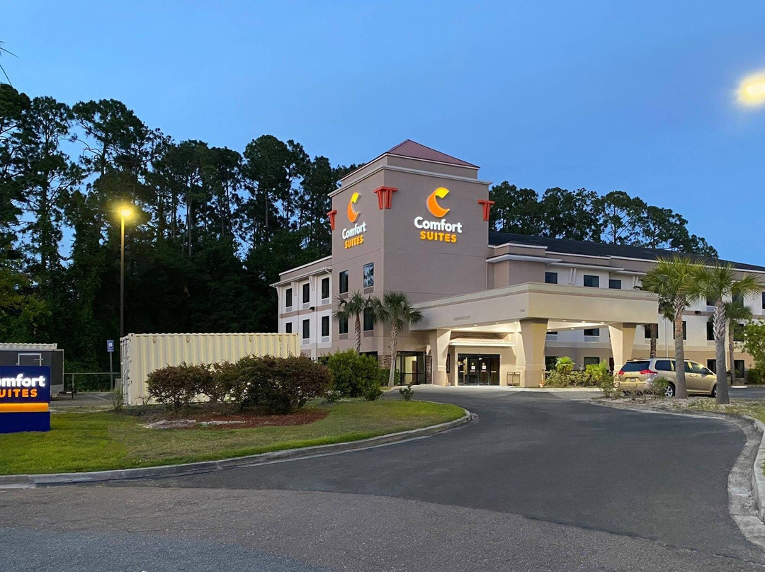 舒适套房酒店-金斯湾海军基地区