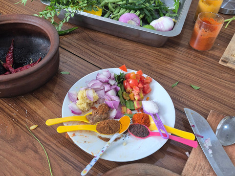 Honey Bee Garden-埃勒必去景点