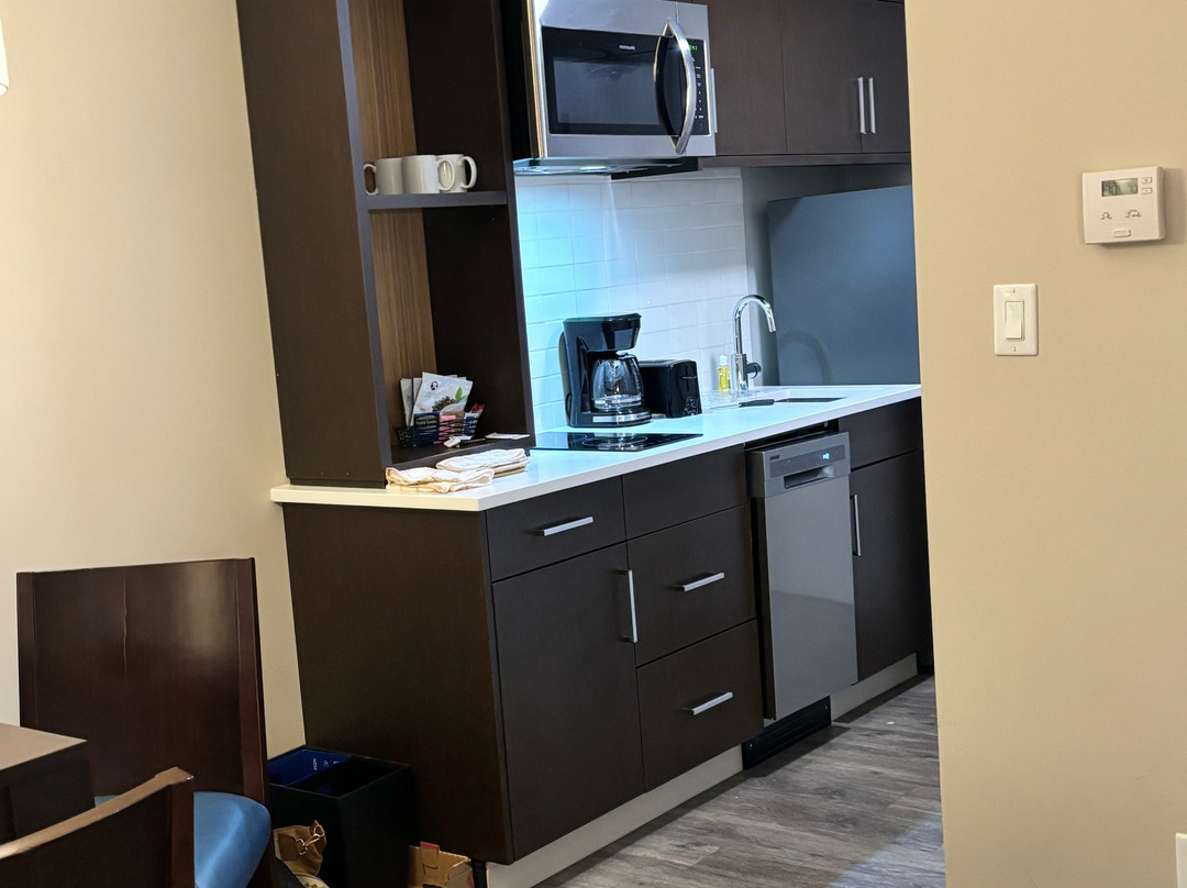 埃德蒙顿舍伍德帕克万豪TownePlace套房酒店主图