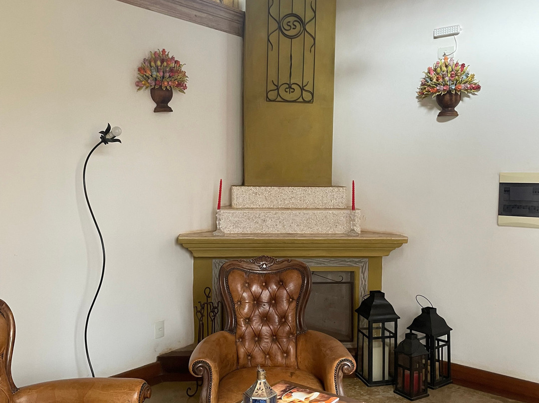 阿劳霍巴兹利奥旅馆主图