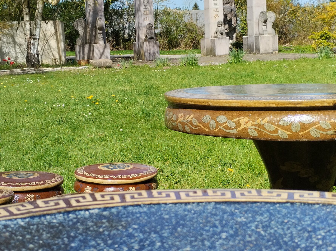 Jardin Yili-Saint-Remy-l'Honore必去景点