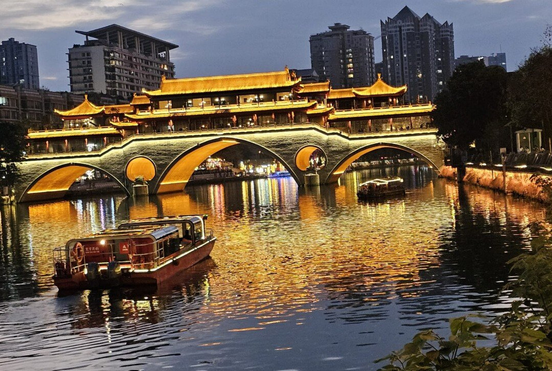 安顺桥-成都必去景点