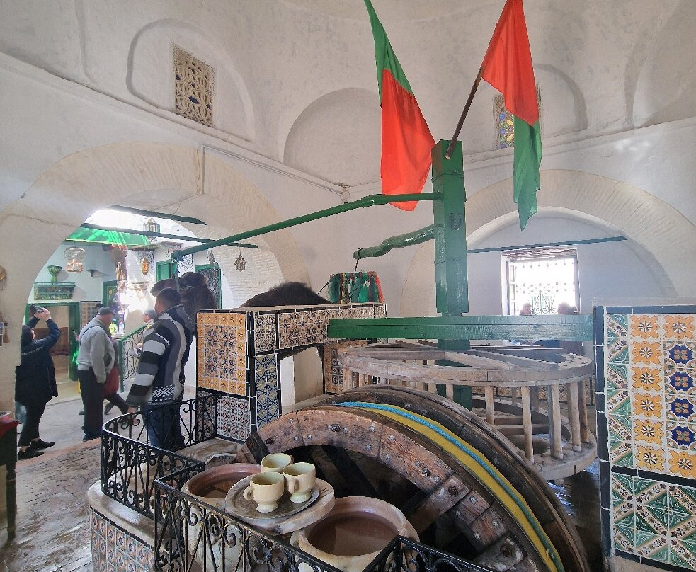 Bir Barouta-凯鲁万必去景点