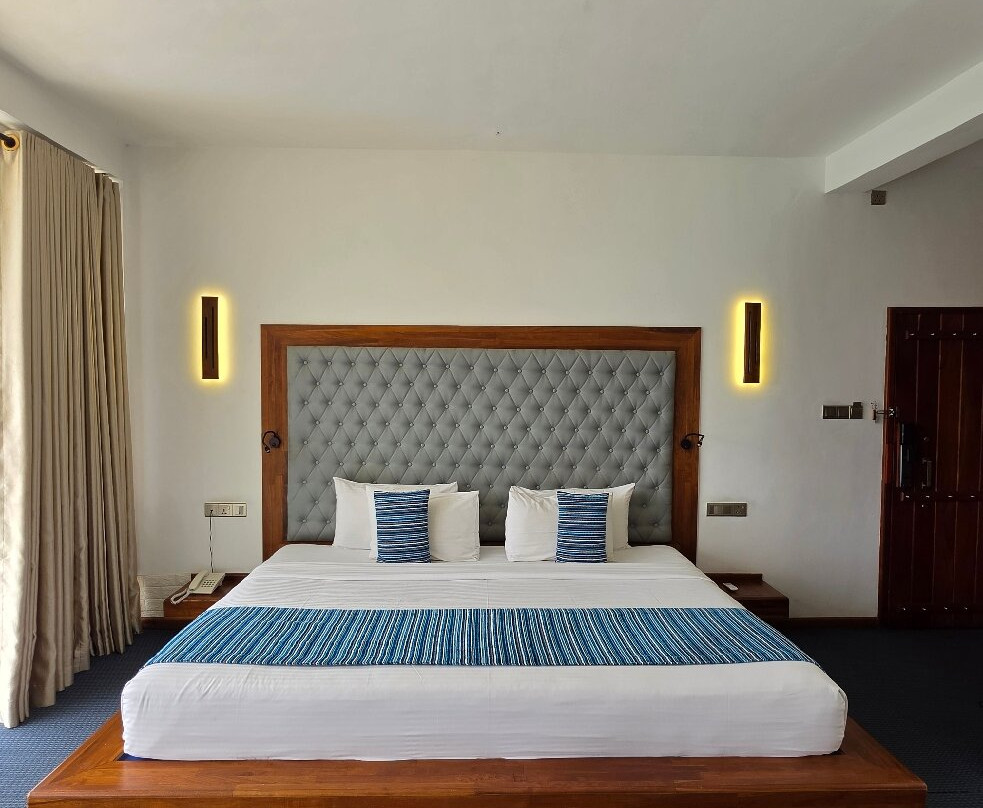 Hilldale Retreat主图