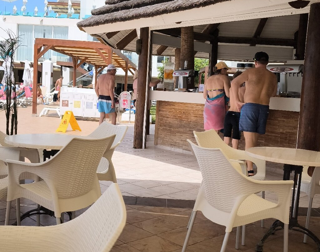 布干维尔海滩伊波罗之星海浪酒店主图