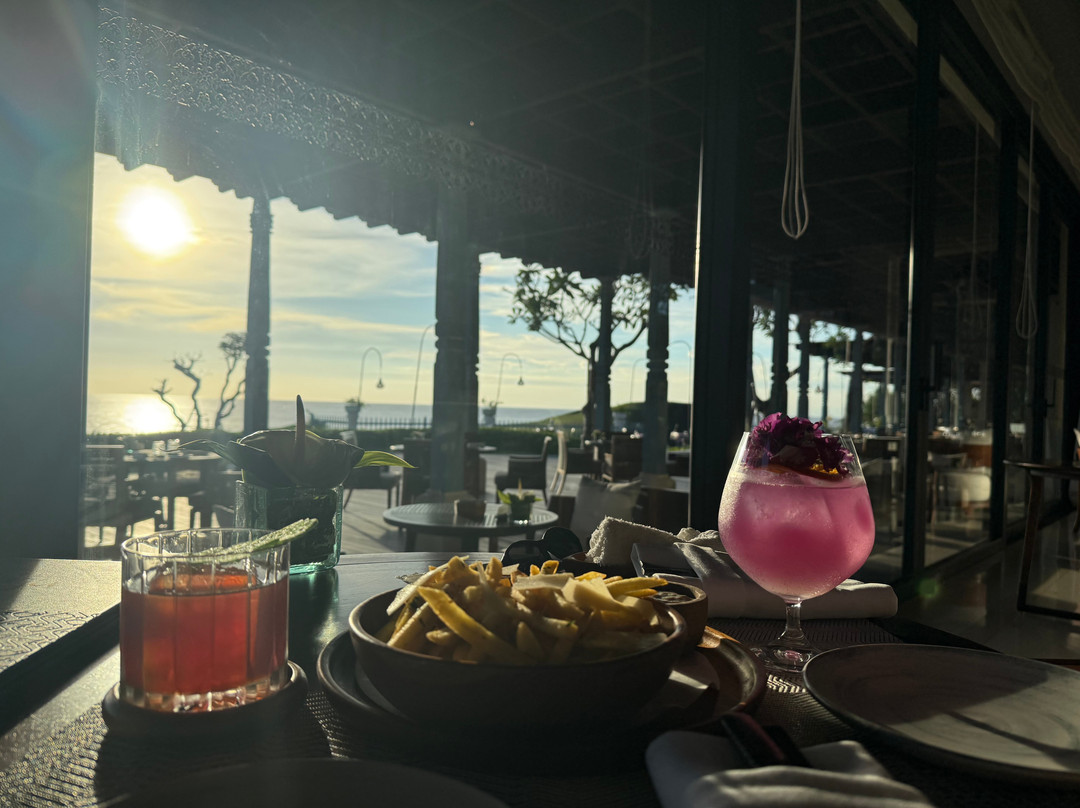 Segaran Dining Terrace