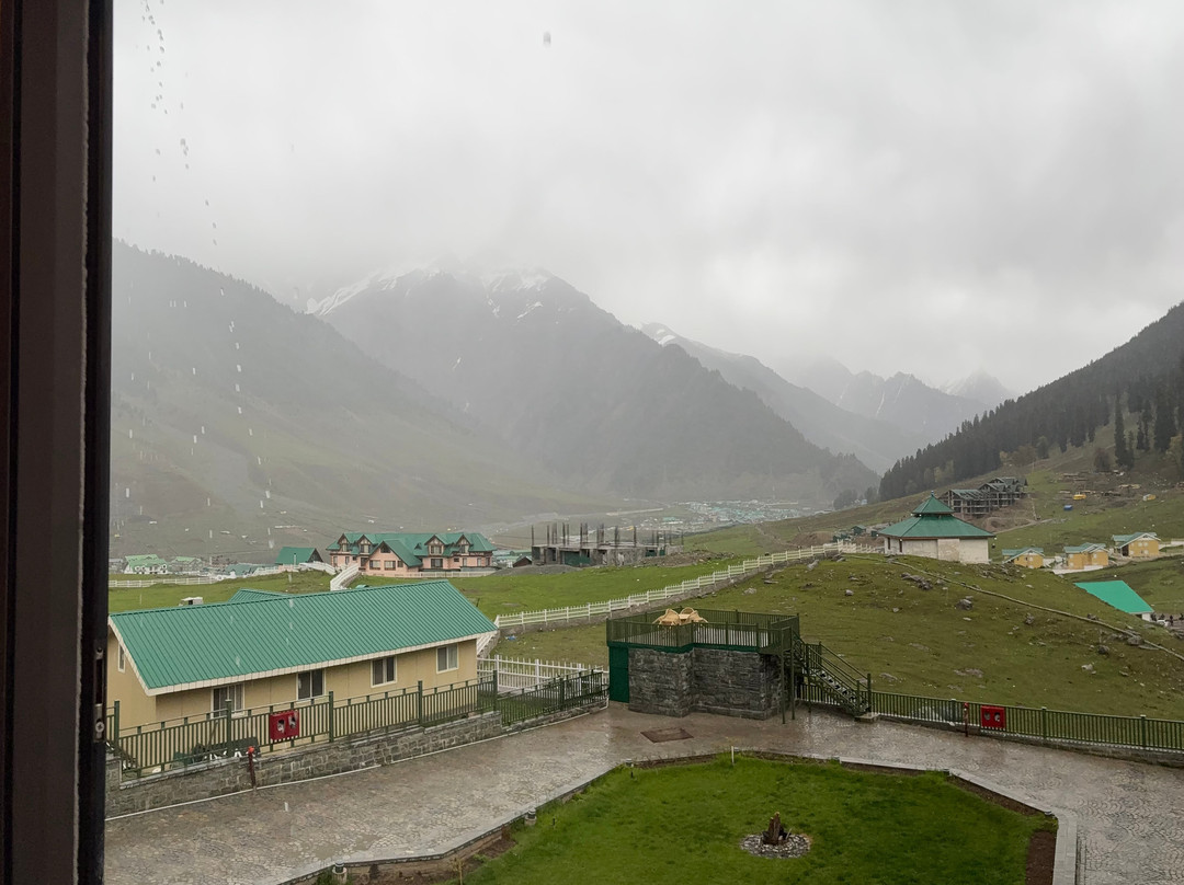 Radisson Hotel Sonamarg