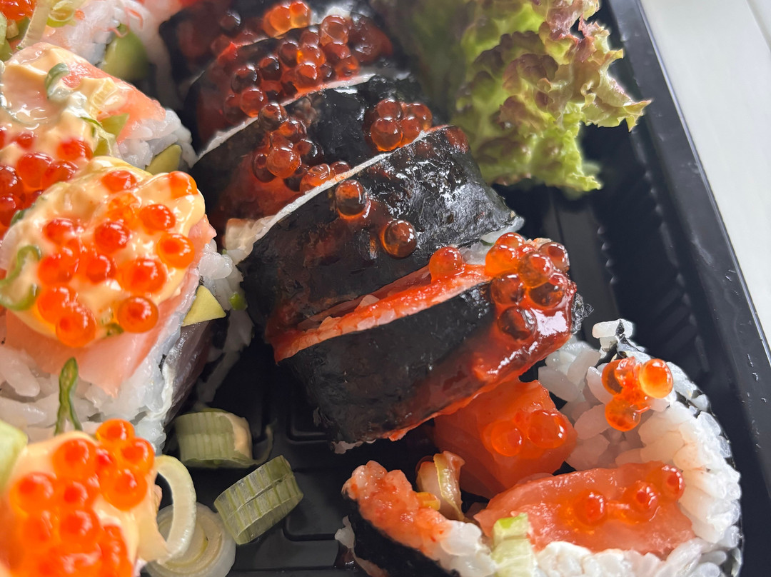 ISushi x Roxys Sotra