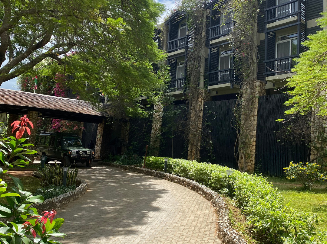 泰塔山游猎度假村及小屋主图