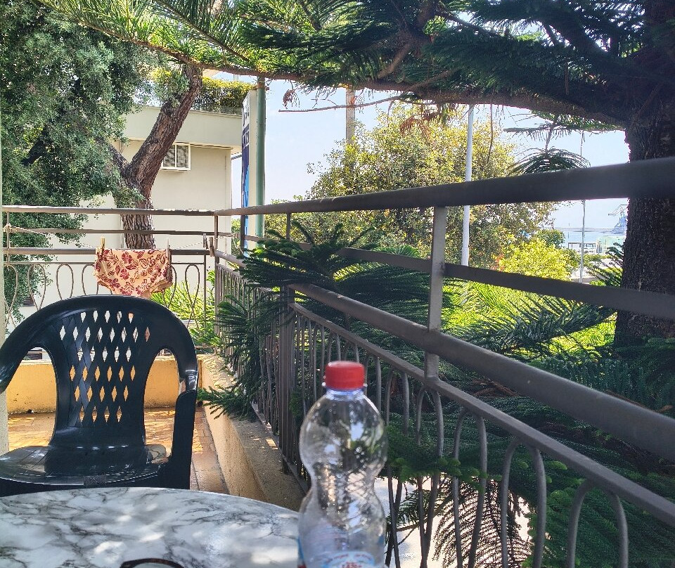 海蓝宝石酒店主图