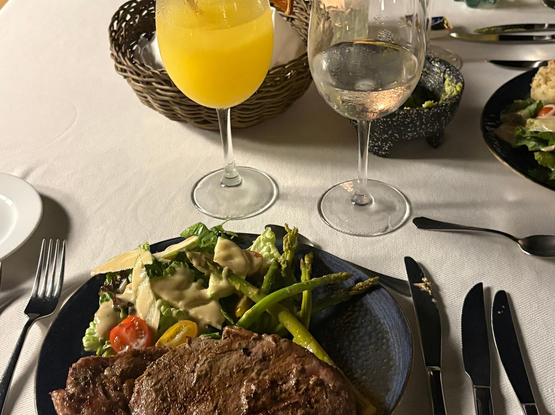 胡特克真实酒庄酒店主图