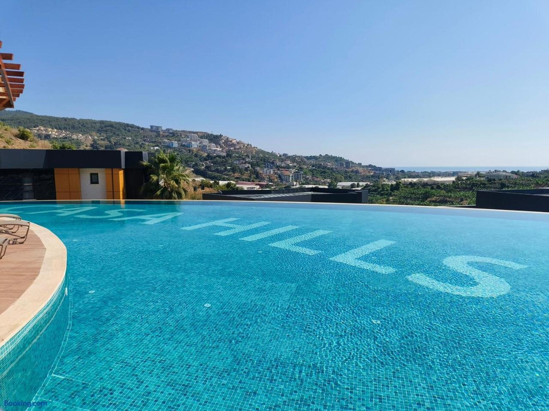 Casa Hills