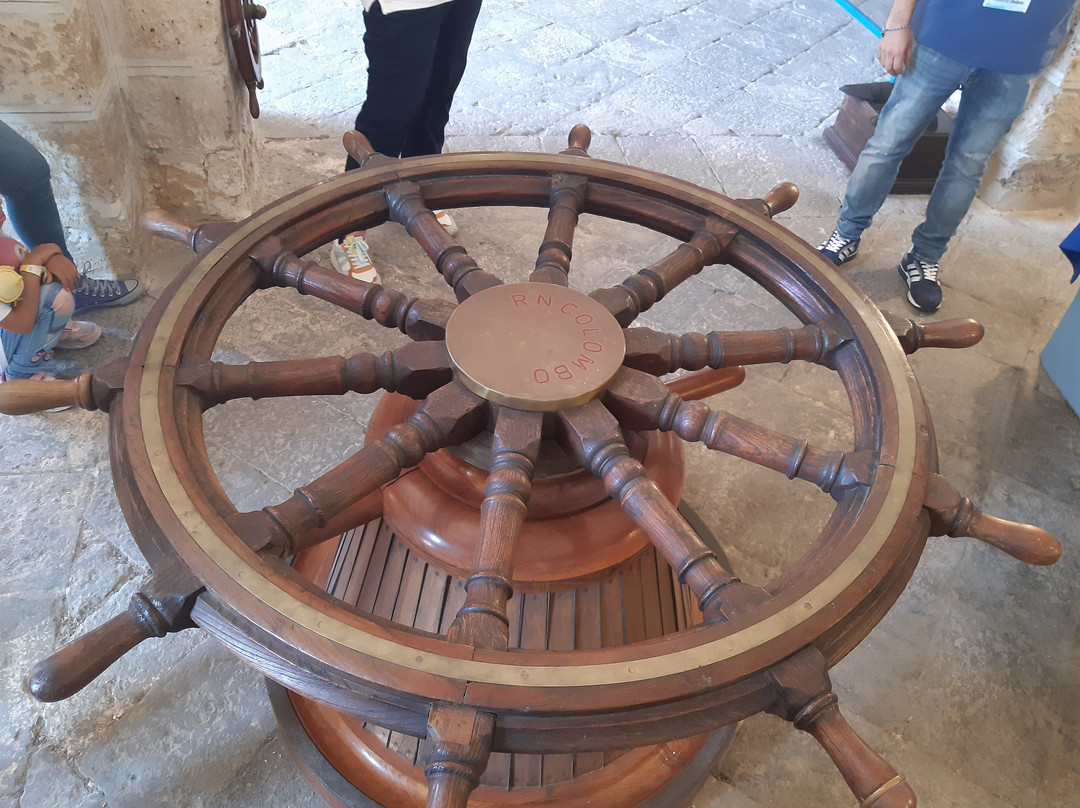 Museo Arsenale Militare - Mostra Storica Artigiana-塔兰托必去景点