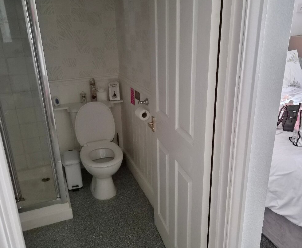 Crowndale Torquay - Exclusively for Adults主图