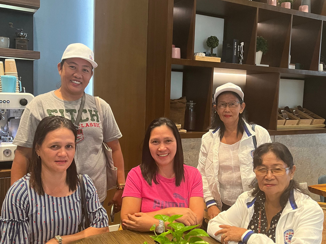 马尼拉馨乐庭湾城酒店主图