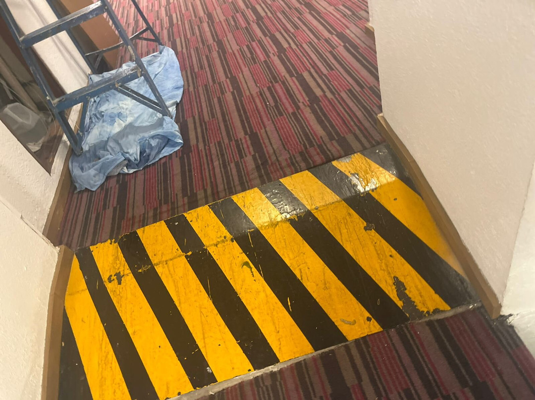 卡米诺雷阿尔机场酒店主图