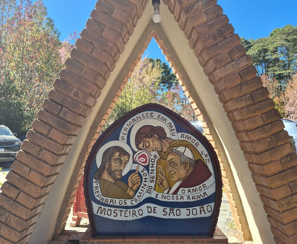 Mosteiro de São João-坎普斯－杜若尔当必去景点