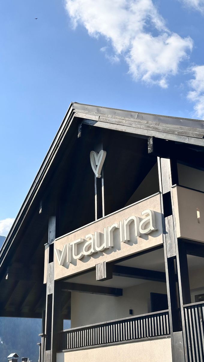 维塔里纳皇家酒店-旅行者
