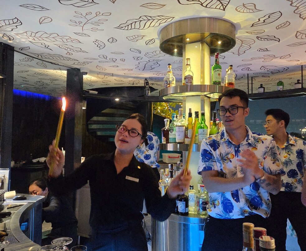 西贡拉希斯塔尊贵酒店主图
