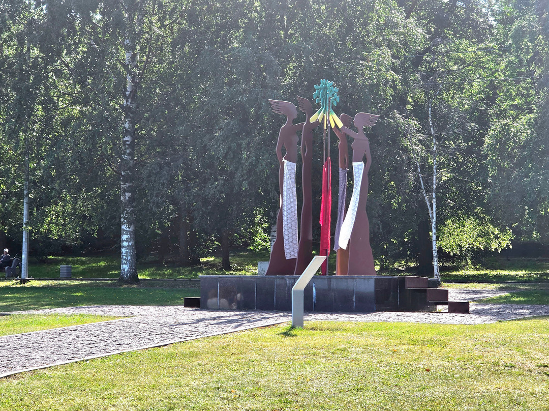 Embankment of Lake Onega-彼得罗扎沃茨克必去景点