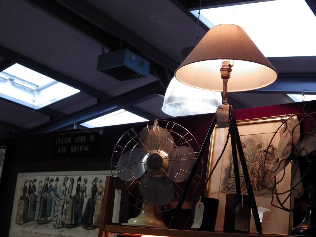 Hemswell Antique Centres-Hemswell Cliff必去景点