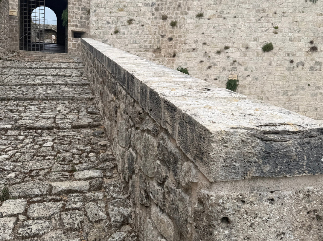 Fortezza Museo delle Armi Civitella del Tronto-Civitella del Tronto必去景点