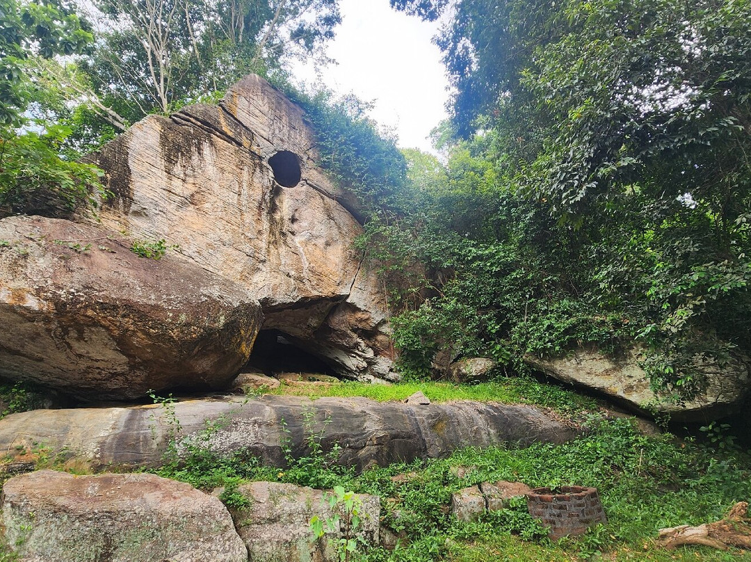 Nathagane Ancient Cave Temple Complex-Kurunegala必去景点