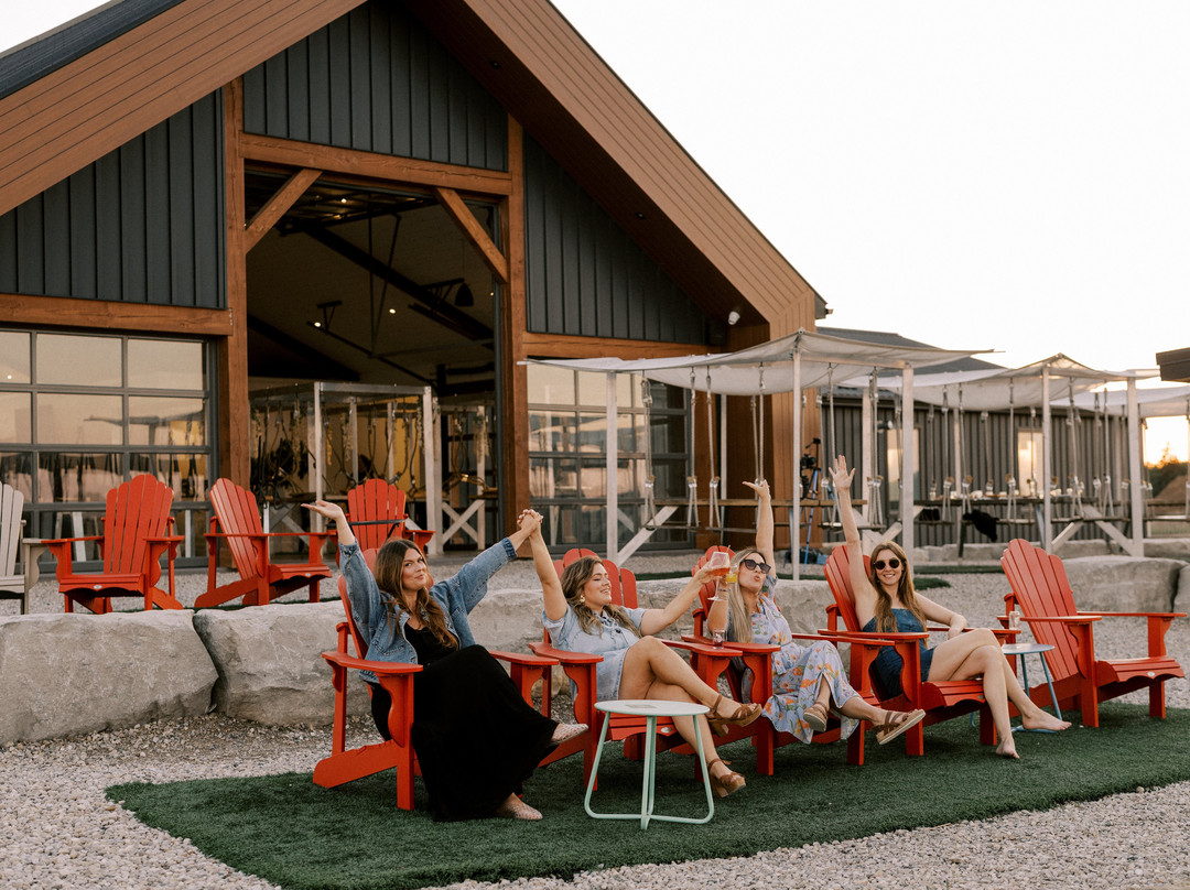 Shale Ridge Estate Winery, Cidery, & Nordic Spa-Thedford必去景点