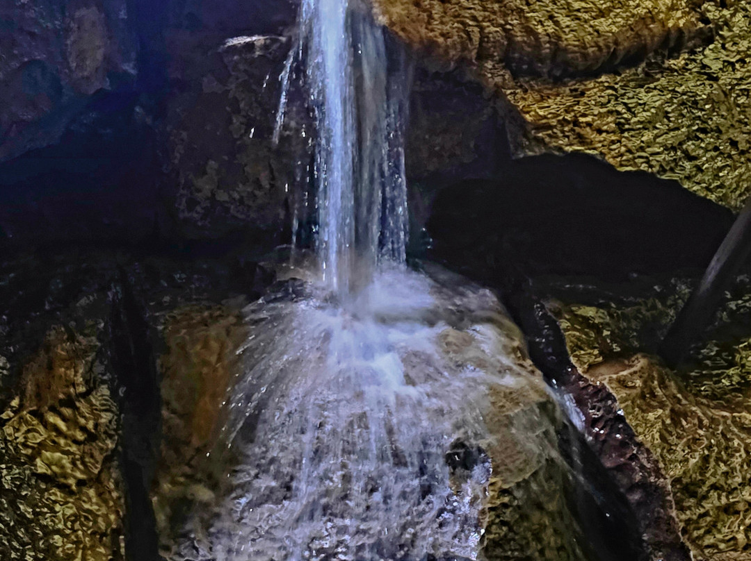 Ingleborough Cave-Clapham必去景点