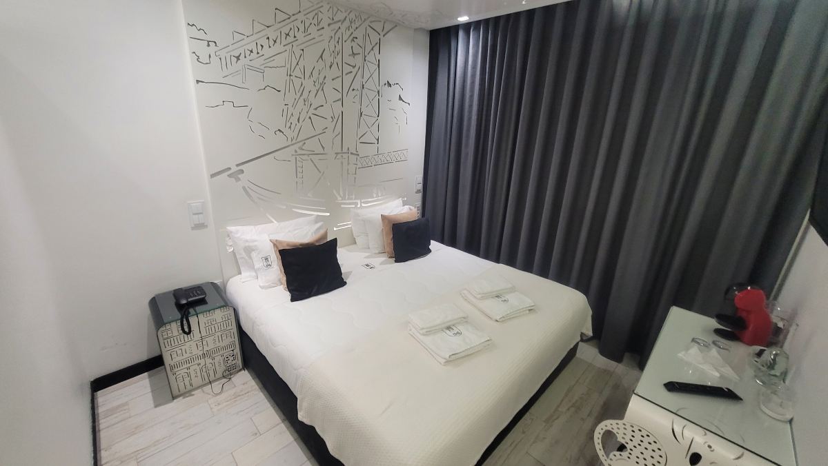索拉尔安提戈波尔图机场酒店-旅行者