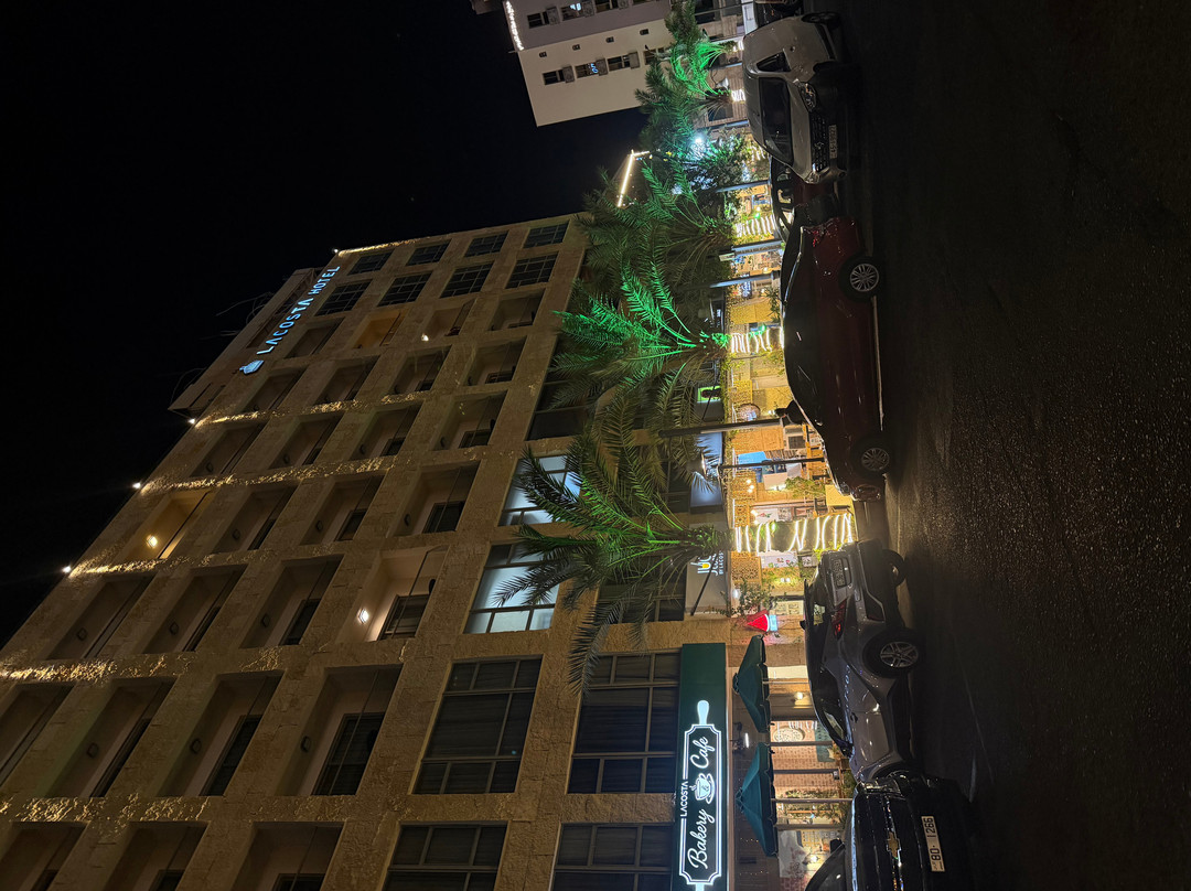 拉科斯塔酒店主图
