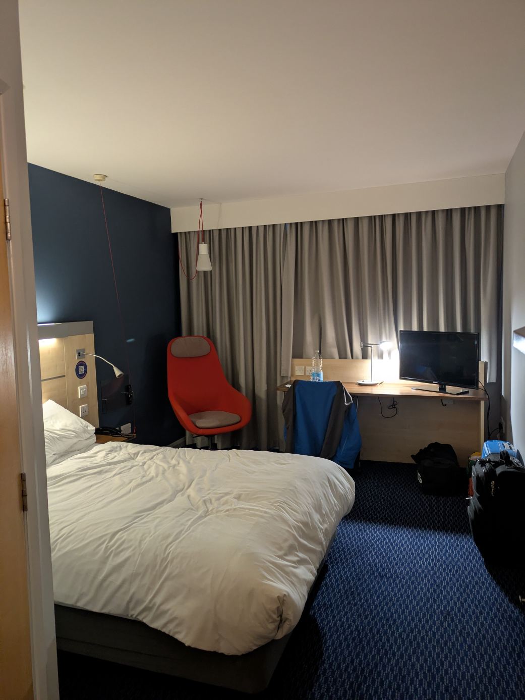 福克斯通海峡隧道智选假日酒店-旅行者