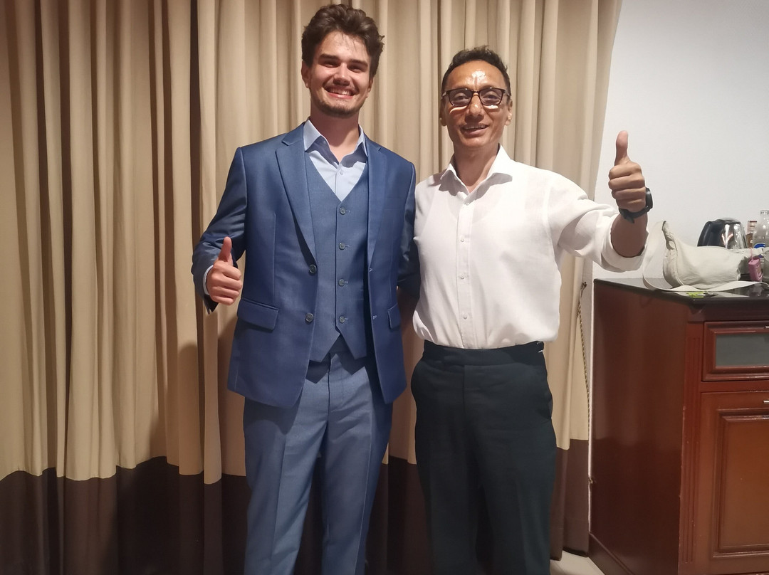 Mr. MOSS Ladies and Gents Custom Tailor-马叻必去景点