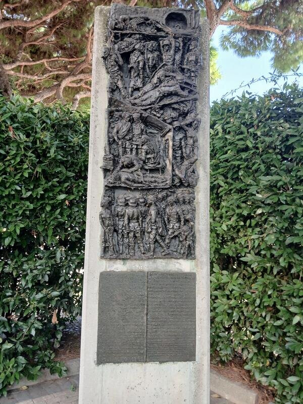 Monumento ai Partigiani-拉帕洛必去景点