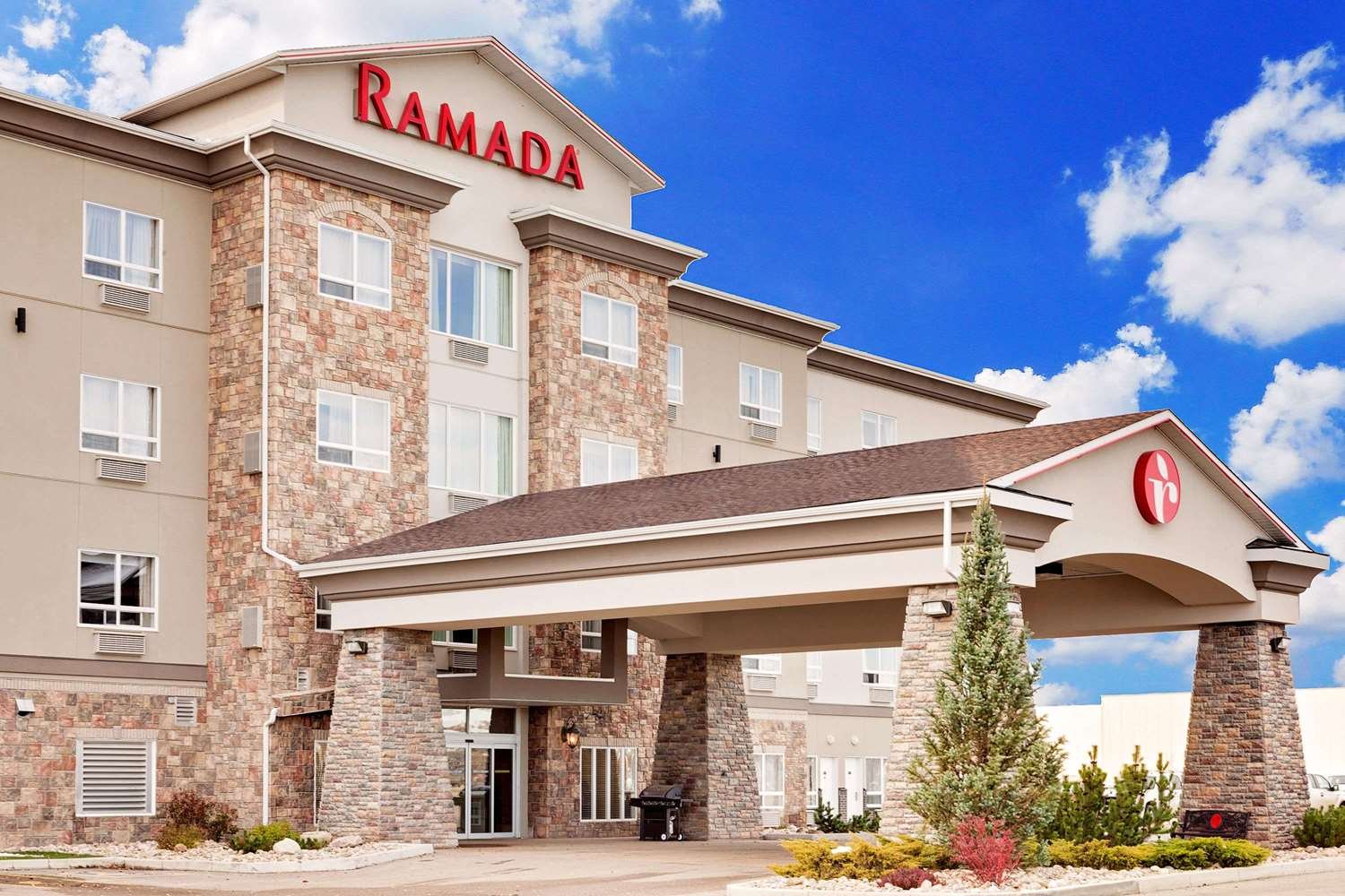 Ramada by Wyndham Stettler-官方