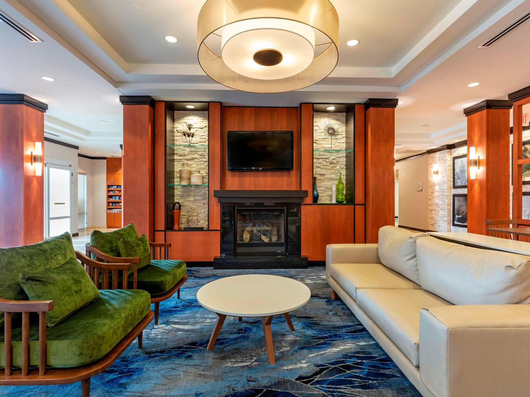 Fairfield Inn & Suites Columbus主图