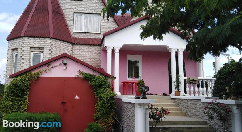 Chastnaya Usad'ba Komil'fo