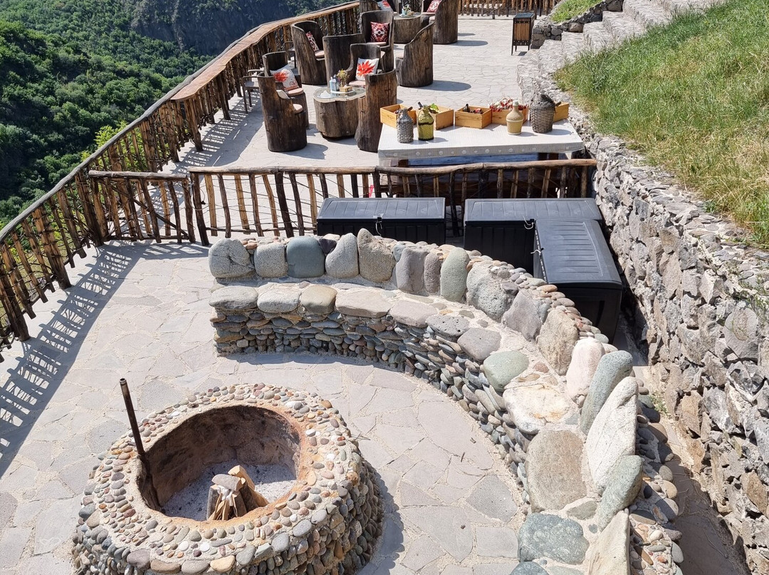 Zarni Parni-哈格帕特必去景点